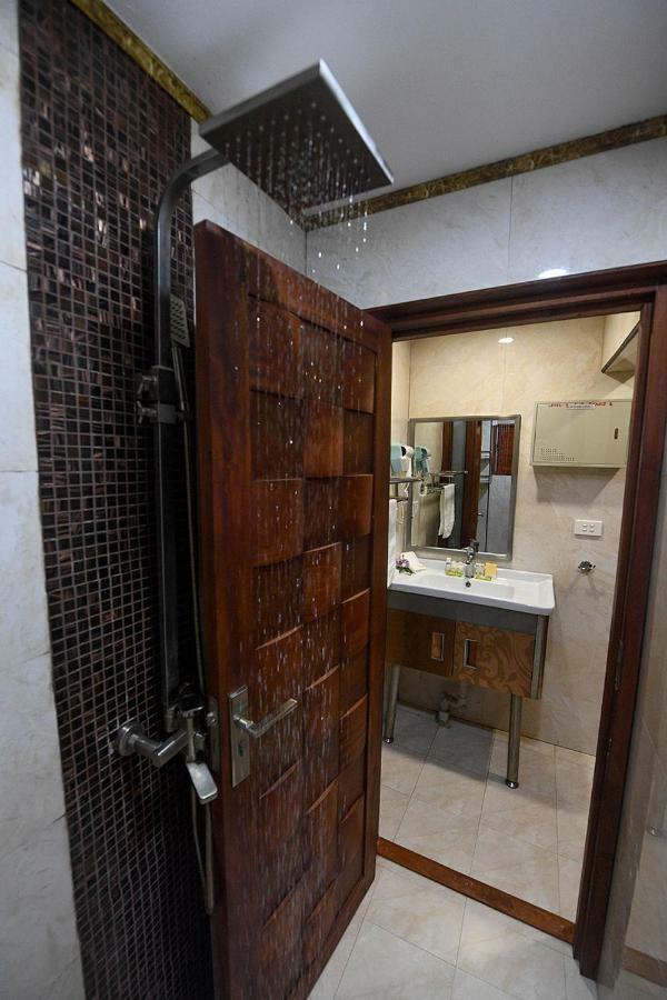شقة نادي  في فندق ذا بريزدينت المظهر الخارجي الصورة